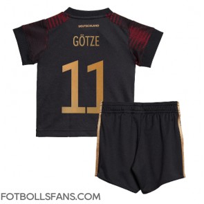 Tyskland Mario Gotze #11 Replika Bortatröja Barn VM 2022 Kortärmad (+ Korta byxor)